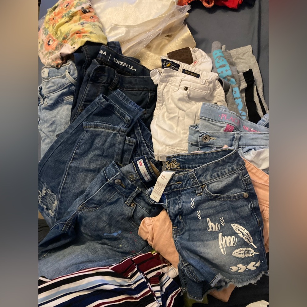 Kids like new size 10-12 clothes name brand